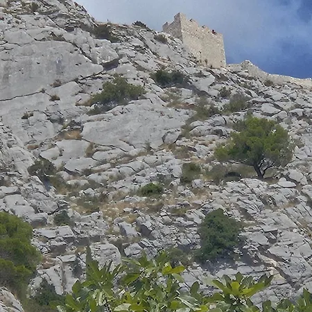 Morska Postelja - Sea Bed Omiš
