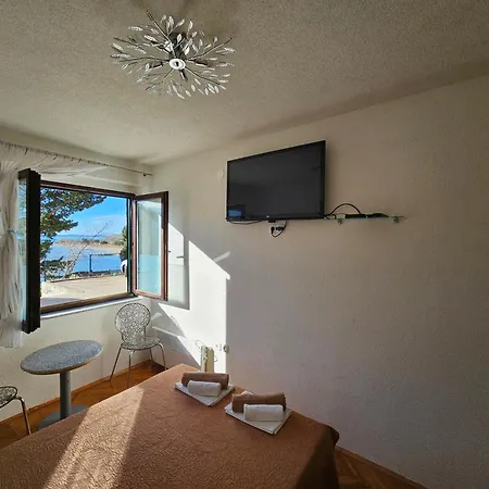 Morska Postelja - Sea Bed Omis