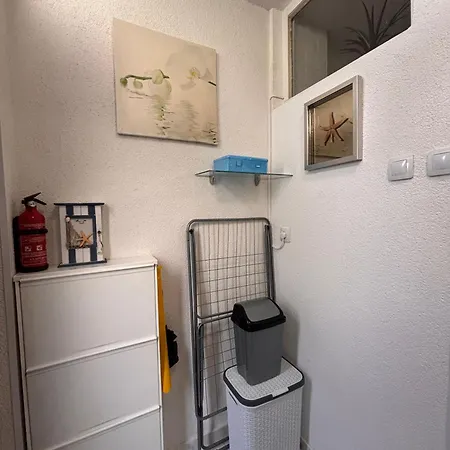 Morska Postelja - Sea Bed 오미스