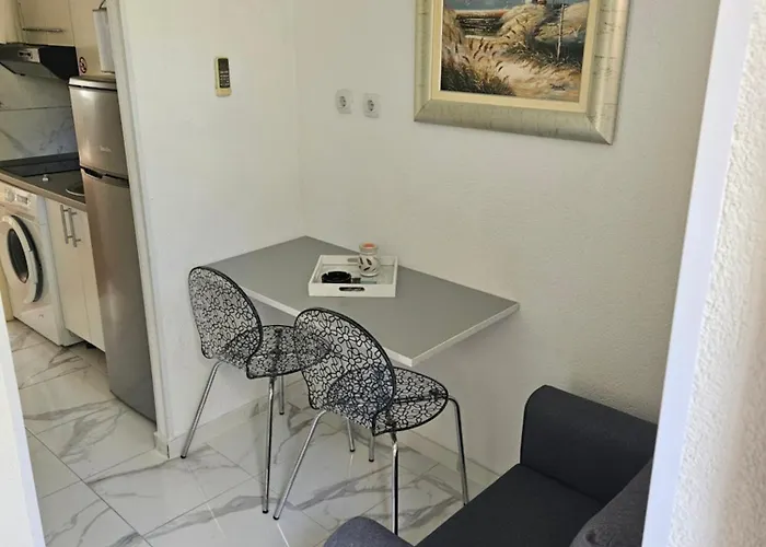 Morska Postelja - Sea Bed * Omiš