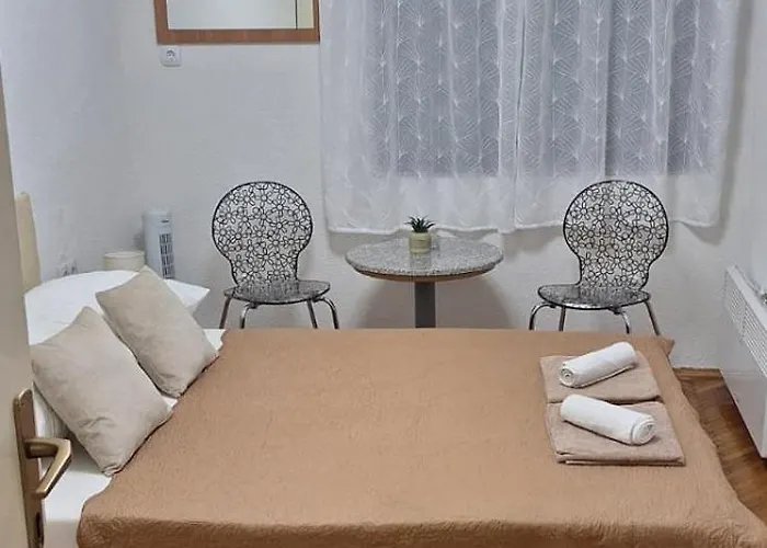 Morska Postelja - Sea Bed * Omiš